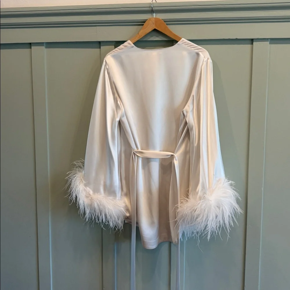 RetrofĂȘte Eva Feather Robe âą White âą Ostrich Feathers âą M âš - Picture 10 of 10